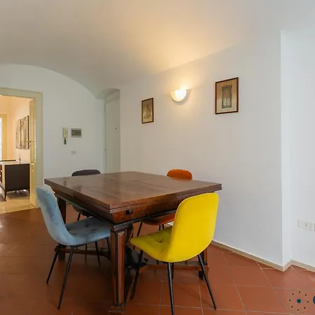 Le Di Gil By Apulia * Bari